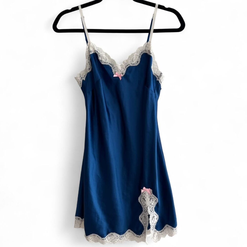 Victoria's Secret blue and pink lace slip dress vintage size XS satin lace